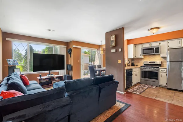 110 VOGEL LOOP
