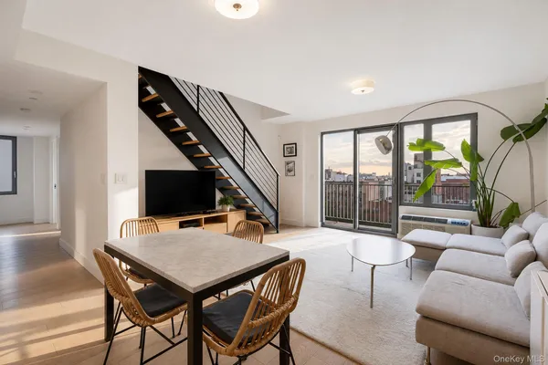 2128 OCEAN AVE 9D