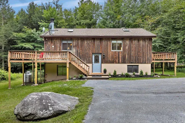 307 BOBILLEN DR