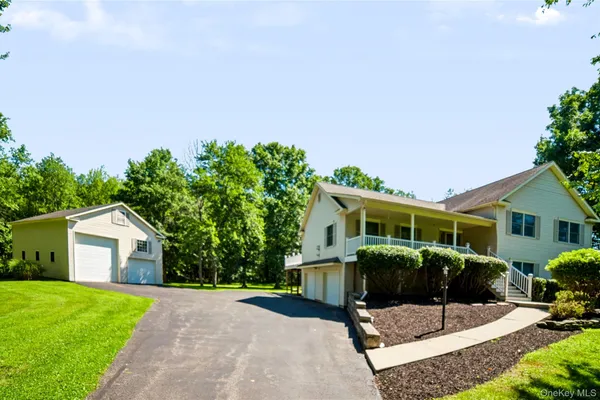 50 STATION RD