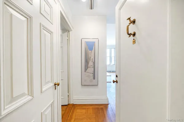 30 SUTTON PL 12E