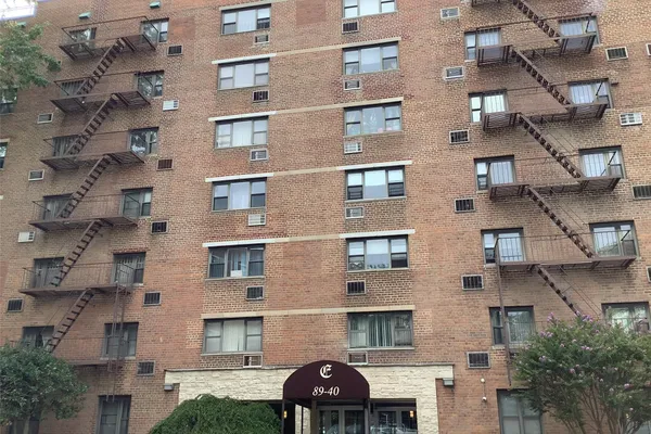 8940 151 AVE 1F