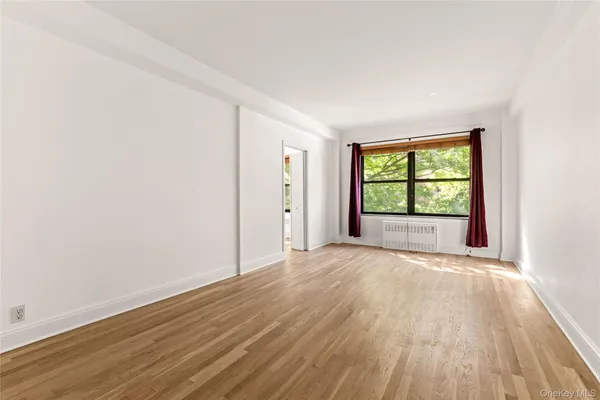 99-40 63 RD 1E