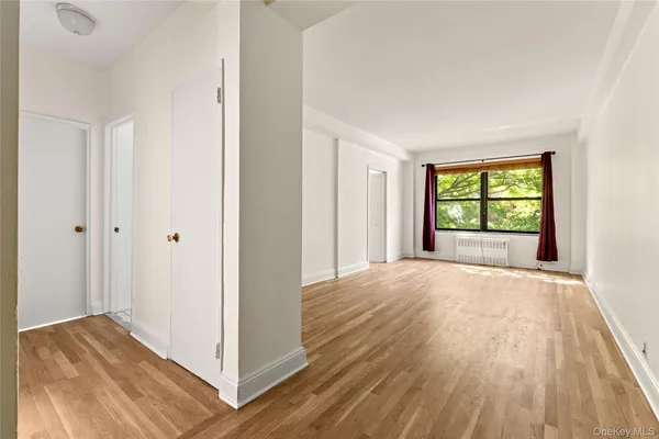 99-40 63 RD 1E