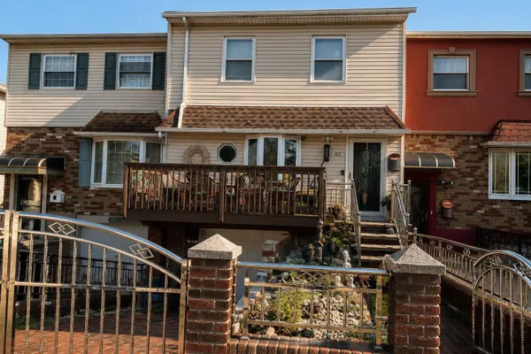 42 BIRCH RD