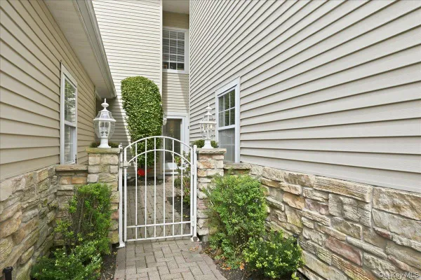 89 WINDWATCH DR