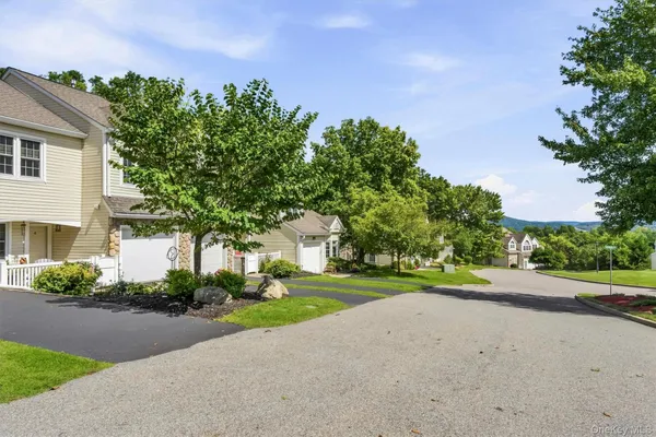 6 N CAMBRIDGE CT