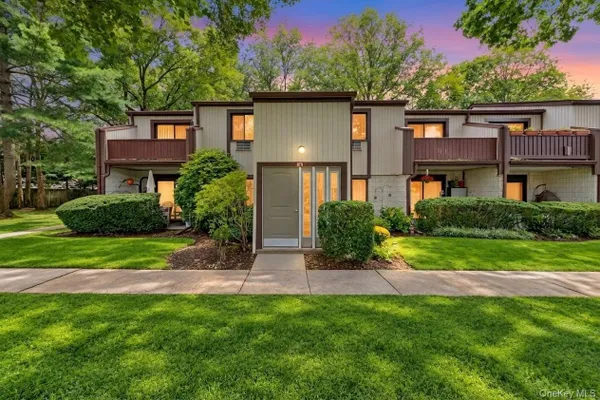 107 RICHMOND BLVD 4B