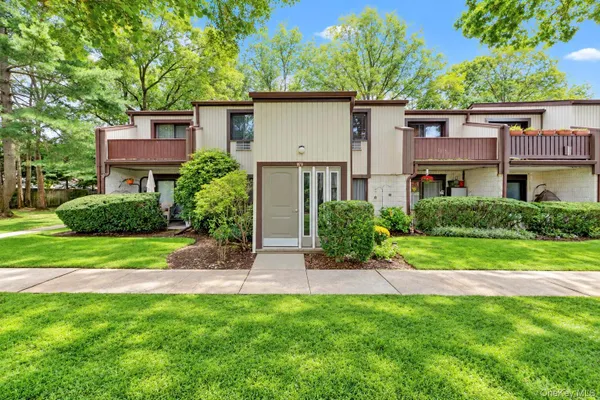 107 RICHMOND BLVD 4B