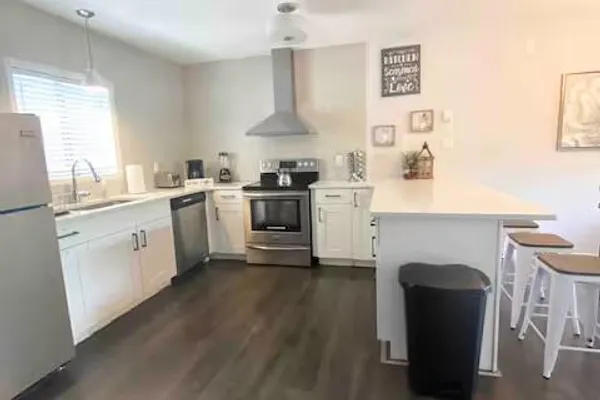 59 SLALOM WAY
