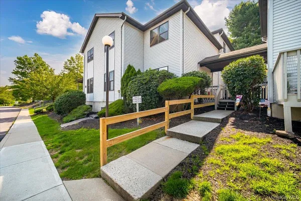 14 GIOVANNI CT