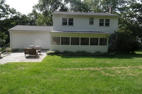 41 CHRISTINE CT