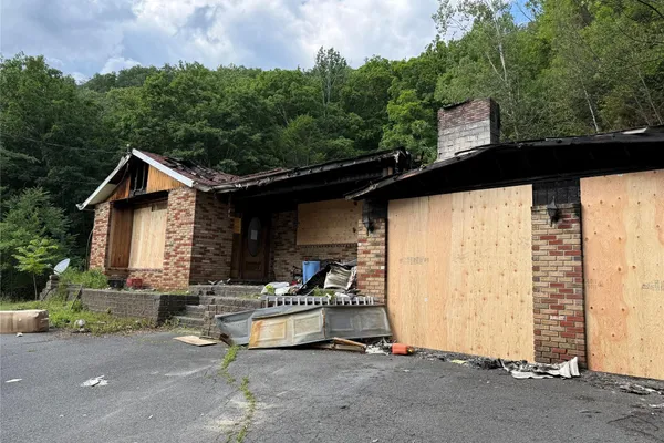 592 STATE HWY 97