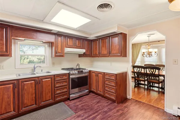 1407 MIDDLE RD 45