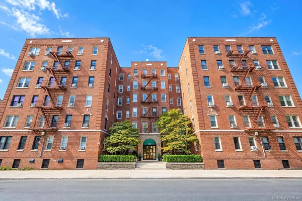 3321 BRUCKNER BLVD 5G