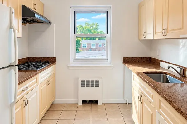 6938 KISSENA BLVD A