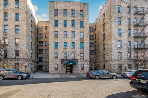 3230 CRUGER AVE 3K
