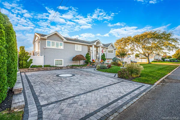 174 SECATOGUE LN