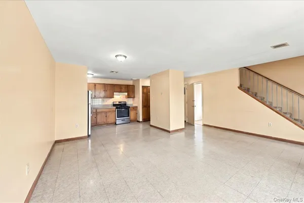 901 PROSPECT AVE C