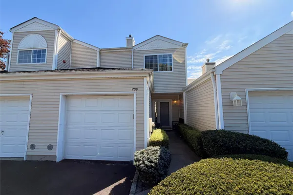 298 PRAIRIE CT