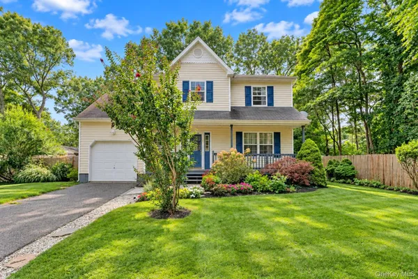 22 LOGAN PL