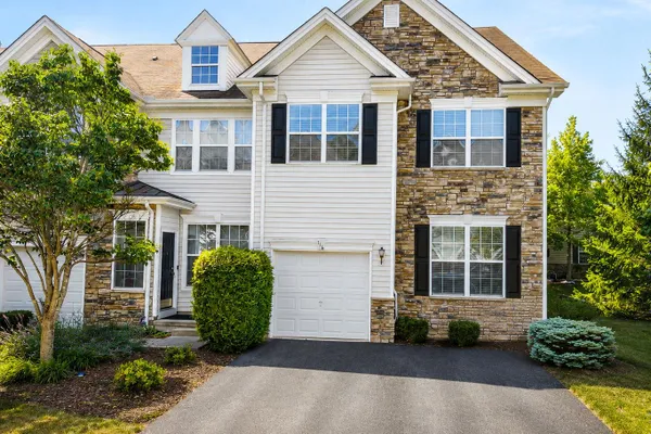 116 BARR LN