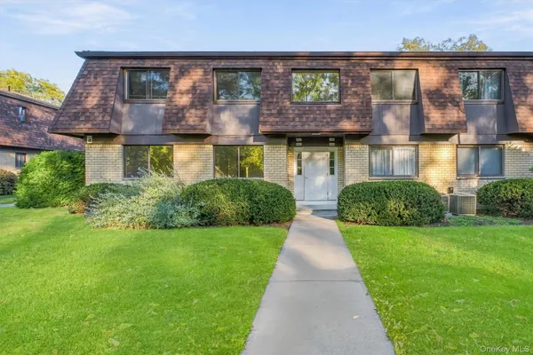 401 CHERRY HILL DR