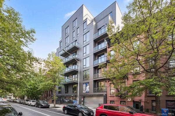 168 E 111TH ST 4D