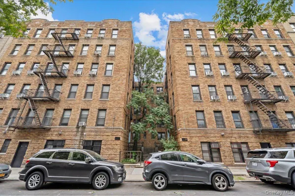 78 THAYER ST 4A