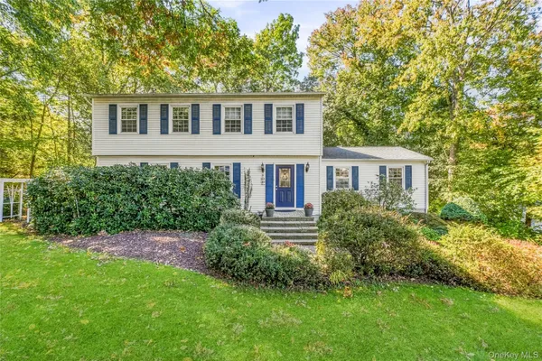 54 CHRISTINE CT