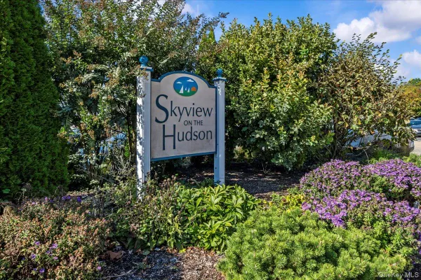 5800 ARLINGTON AVE 11T