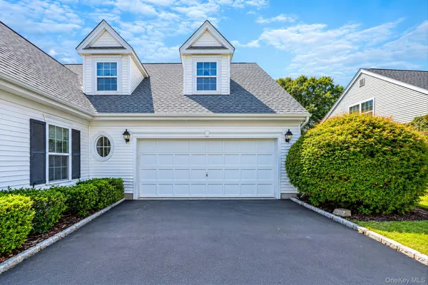 90 GOLDEN SPRUCE DR