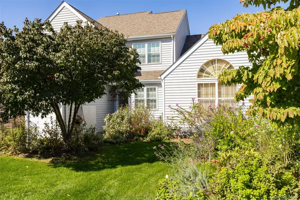 86 TURNBERRY CT