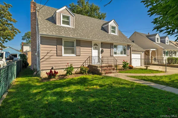 413 GREENGROVE AVE