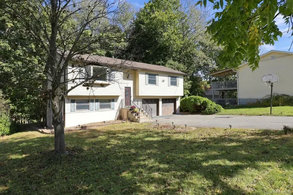 10 VAN WAGNER RD