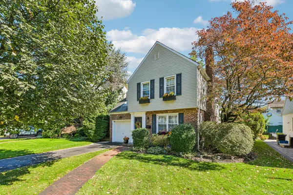 20 REVERE DR