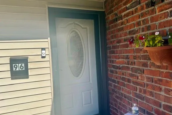 96 FELLER DR
