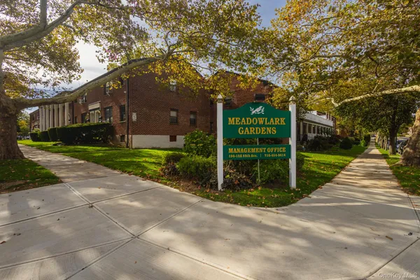 196-16 67TH AVE 1