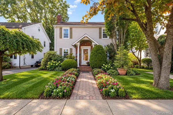 23 CHESTNUT ST
