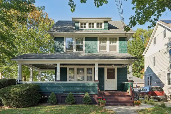 19 EGBERT AVE