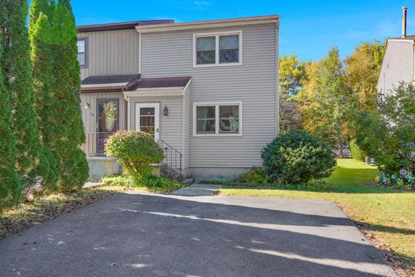 108 STERLING PL
