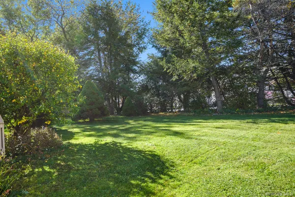 108 STERLING PL