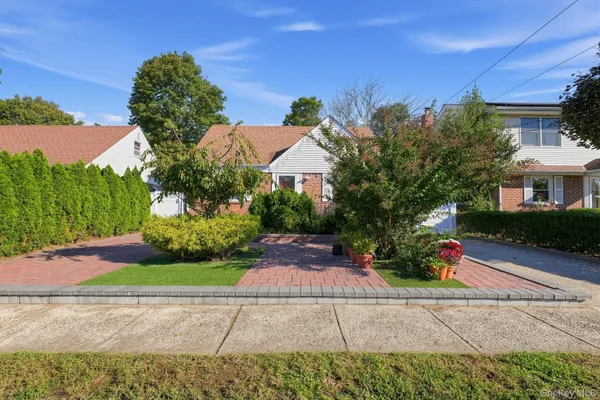 791 MACON PL