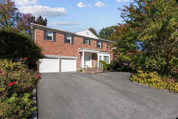 6 PIN OAK DR