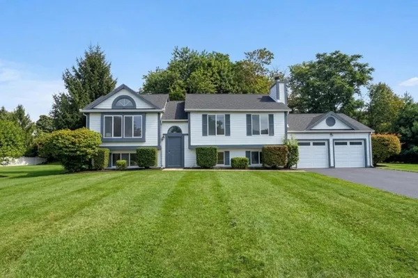 10 VICTOR RD