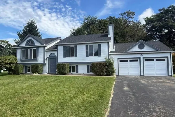 10 VICTOR RD