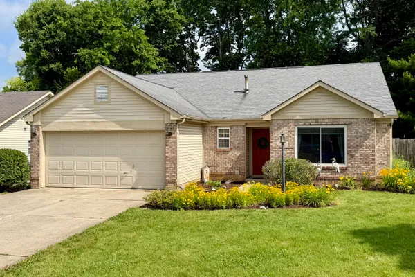 1019 KILLIAN DR