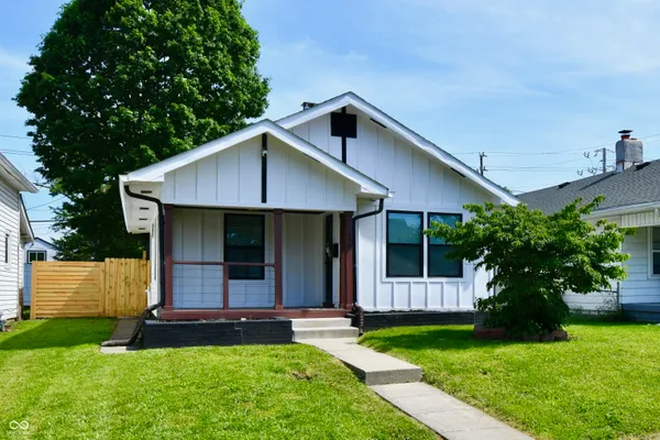 1550 HOEFGEN ST