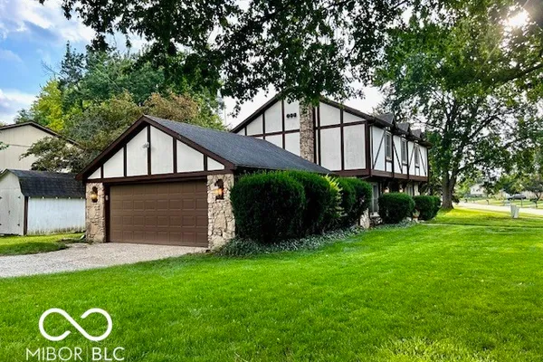117 MEADOW LN