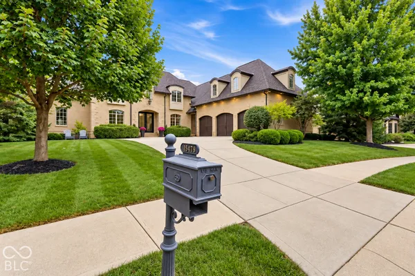 15479 HIDDEN OAKS LN